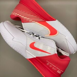 NIKE VAPOR ZOOM